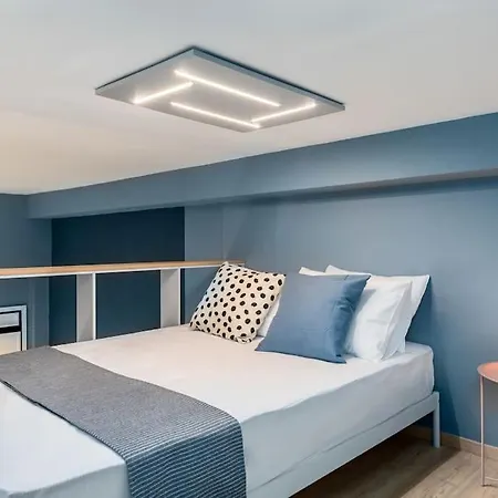 Premium Loft In Center Apartment *